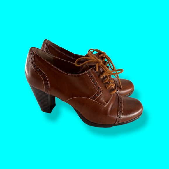 Bass Shoes - Bass Faith Brown heeled oxfords size9